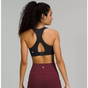 Lululemon Invigorate bra size 6 black